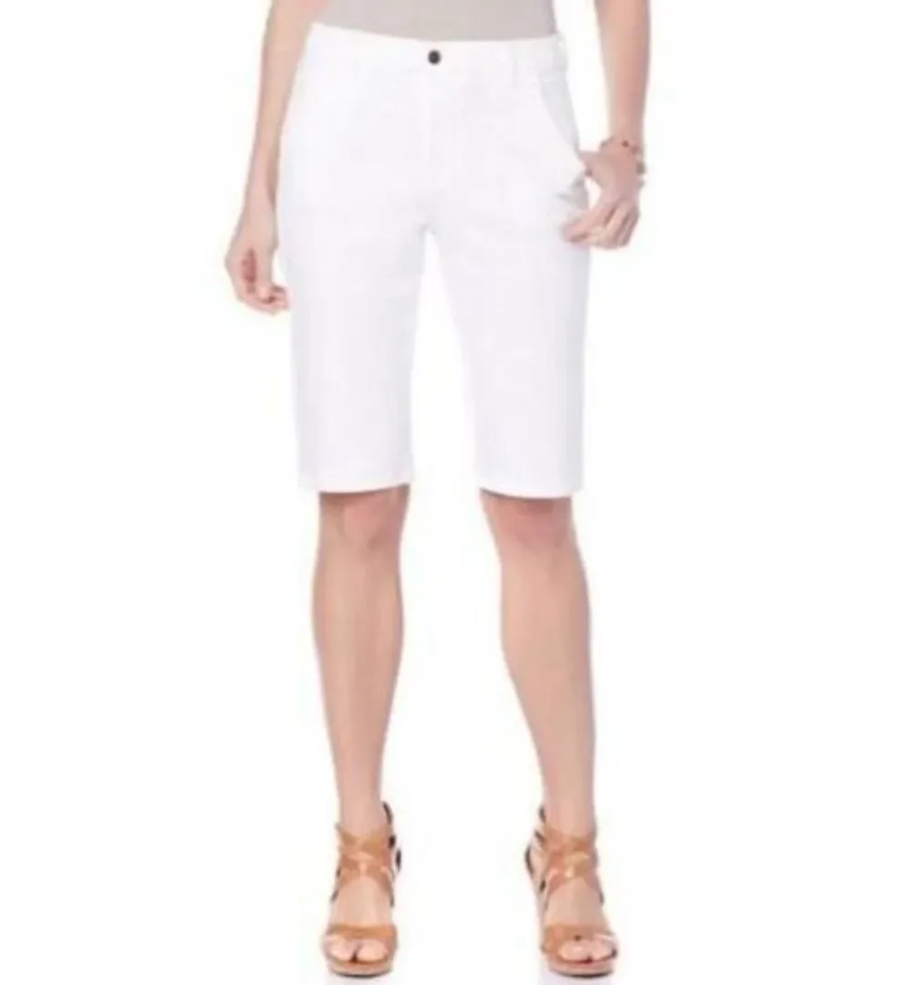 DG by Diane Gilman White Bermuda Walking Shorts Size 4 Cotton Stretch
